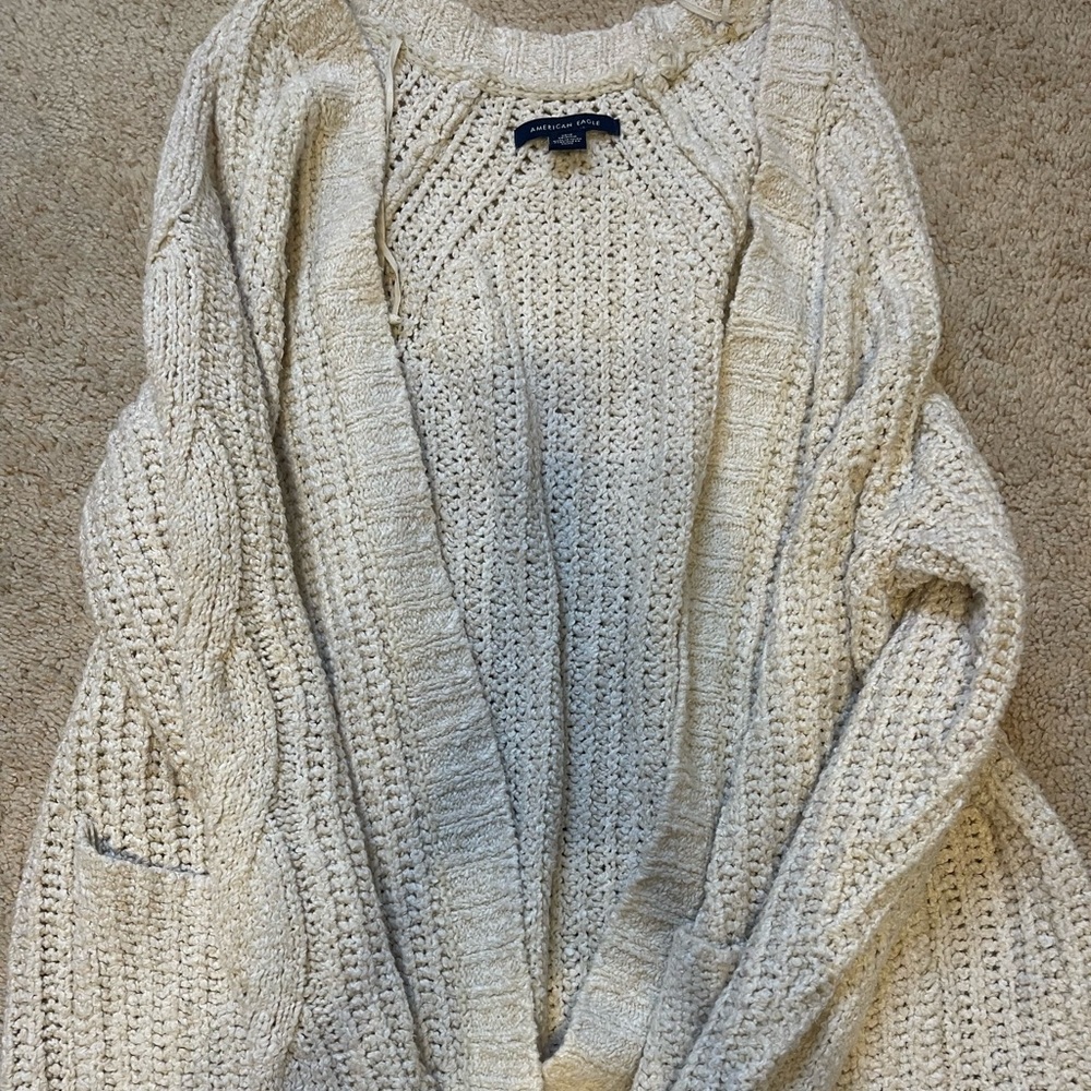 American Eagle Sweater
